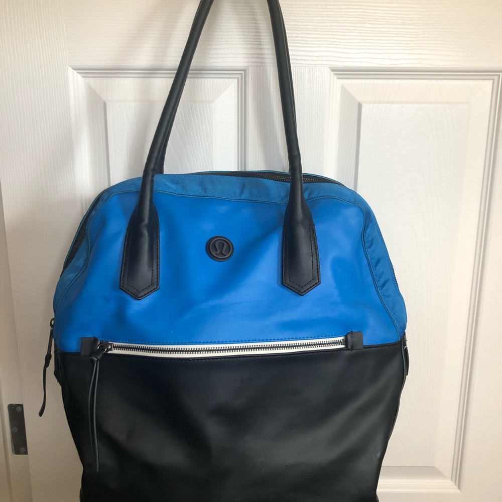 Lulu lemon bag